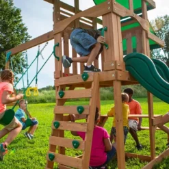 Aire De Jeux Avec Portique Et Toboggan En Bois De Cèdre Belmont -Jardelix Soldes Magasin aire jeux portique toboggan bois cedre belmont 4