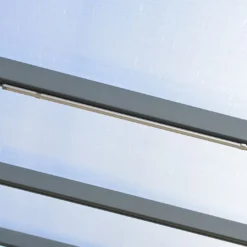 Kit D’Éclairage LED Pour Pergola, Tonnelle Et Carport Palram -Jardelix Soldes Magasin kit eclairage led pour pergola tonnelle carport palram 1