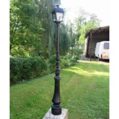 Lampadaire Vallage En Fonte Villandry