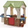 Step2 Maison De Jardin En Plastique Great Outdoors Playhouse 3 Activités -Jardelix Soldes Magasin maison de jardin pour enfants great oudoors 137x179x95cm