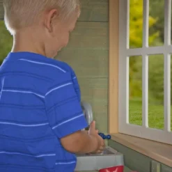 Maison D’Enfants En Bois Toute Equipée Victoria Inn -Jardelix Soldes Magasin maison enfant cabane bois victorienne equipee cuisine 1