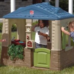 Step2 Cabane Pour Enfant En Plastique Toute Equipée – Happy Home -Jardelix Soldes Magasin maison enfant cabane jardin plastique equipee step2 1