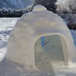 Cabane Pour Enfant Structure Igloo En PEHD ⌀152 Cm – Tinygloo 2 Portes -Jardelix Soldes Magasin structure polyethylene igloo neige jardin tinygloo