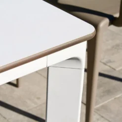 Salon De Jardin : 1 Table 160 X 90 Cm + 4 Chaises + 2 Fauteuils – Town -Jardelix Soldes Magasin table jardin alu blanche 160x90 meet 1 1