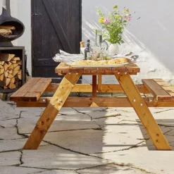 Table De Pique-nique Bois Autoclave Brun + Bancs Rabattables – Jelgava -Jardelix Soldes Magasin table pique nique bois fsc ekju 253001