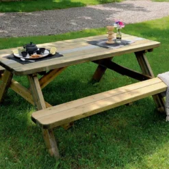 Table De Pique-Nique En Bois Traité Robuste - 6 Places