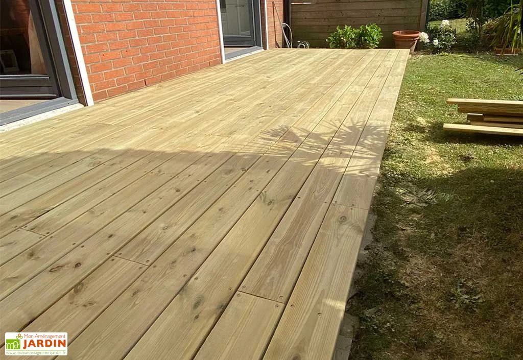 Kit Lames De Terrasse En Bois De Pin Traité 80 M² + Visserie 5 Kit Lames De Terrasse En Bois De Pin Traité 80 M² + Visserie – Image 3