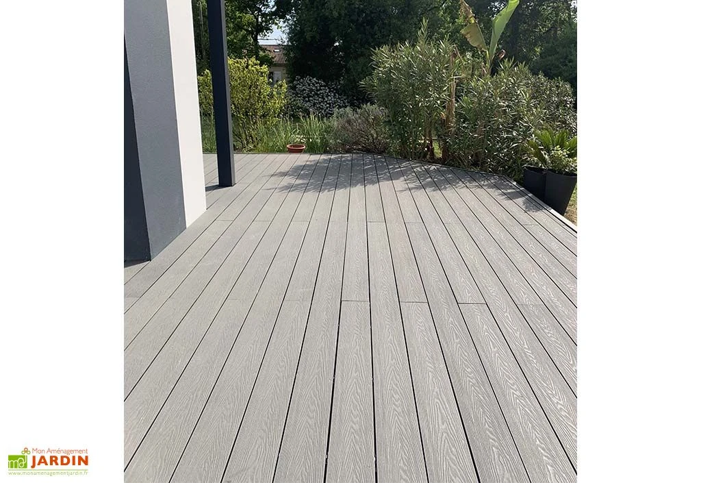 Lames De Terrasse En Composite Alvéolaires Et Réversibles 20 M² 4 Lames De Terrasse En Composite Alvéolaires Et Réversibles 20 M² – Image 2